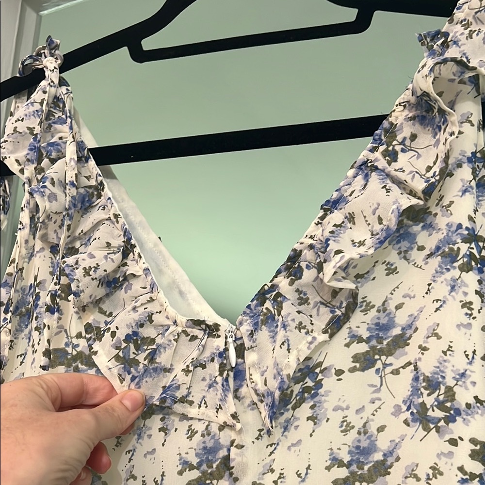 Floral Blue and White Midi Dress - Picture 6 of 9